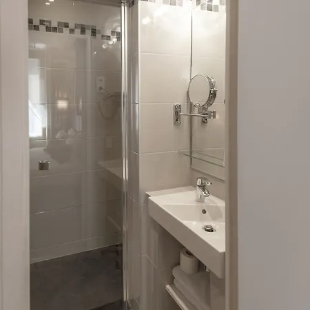 France Albion Otel 2*